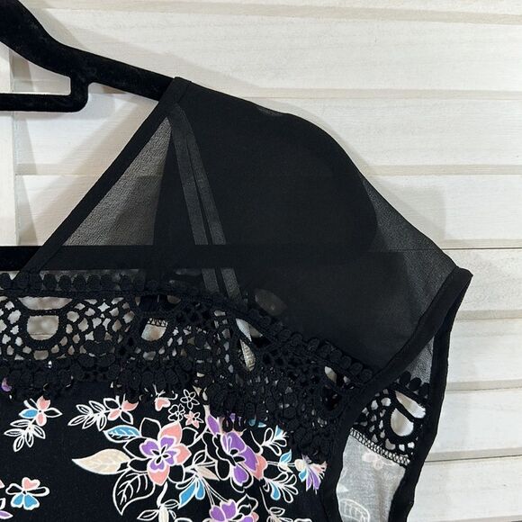 Daniel Rainn Top Medium Black Floral Cap Sleeves NWOT - Picture 10 of 15